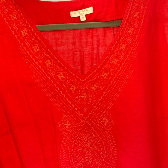 Linen blend sleeveless tunic with embroidery - Picture 2 of 4